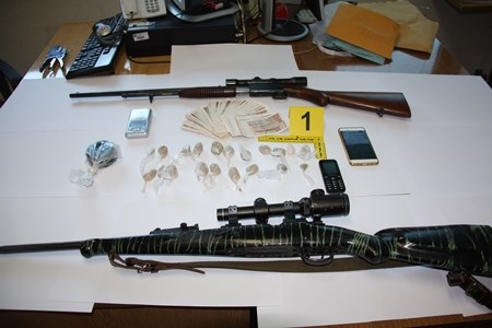 Slika PU_SD/heroin i puške web naslov.jpg